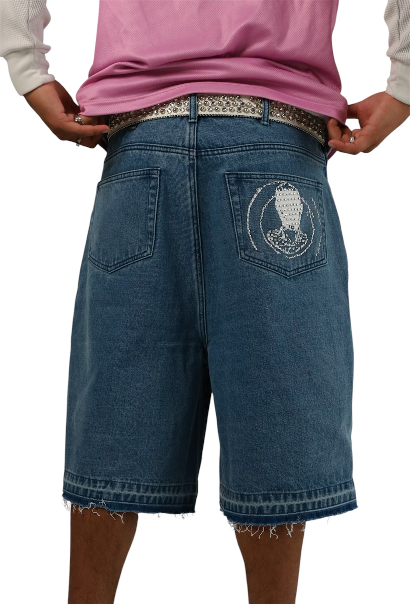 “UNCMN” Jorts